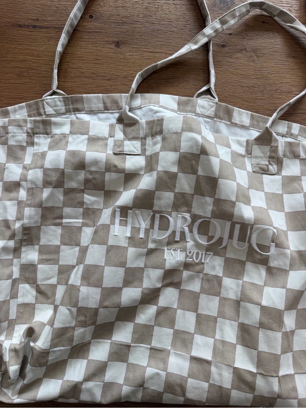HydroJug Beige and White Checker Canvas Tote